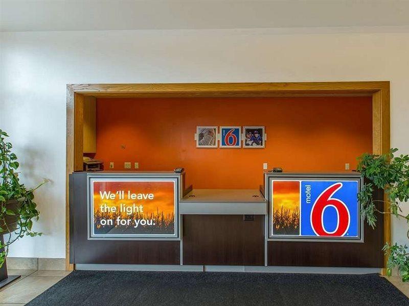 Motel 6-Baraboo, Wi - Lake Delton-Wisconsin Dells Eksteriør billede