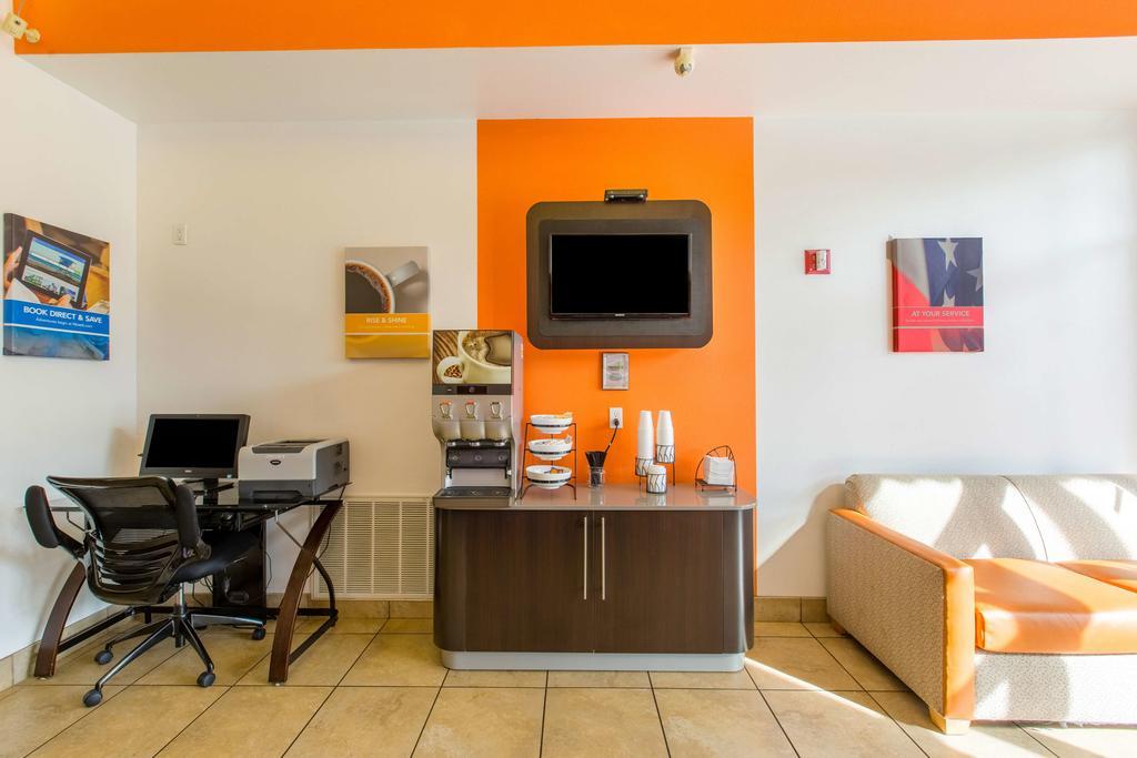 Motel 6-Baraboo, Wi - Lake Delton-Wisconsin Dells Eksteriør billede